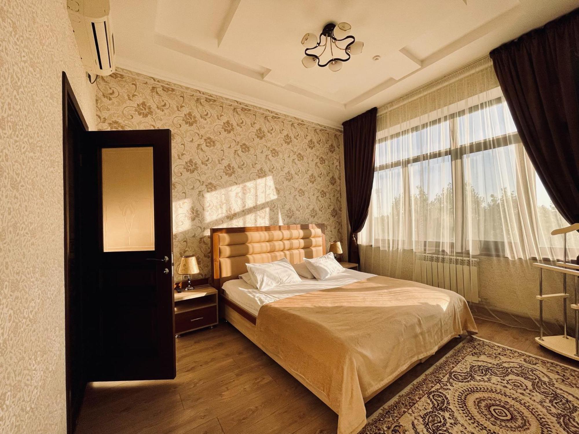 Hotel Dostyk Kyzyłorda Zewnętrze zdjęcie
