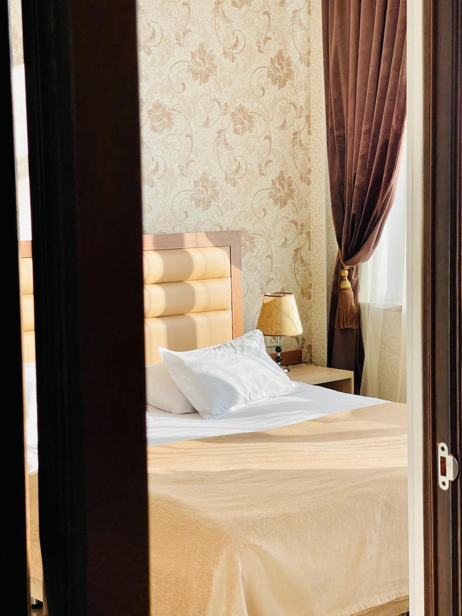 Hotel Dostyk Kyzyłorda Zewnętrze zdjęcie