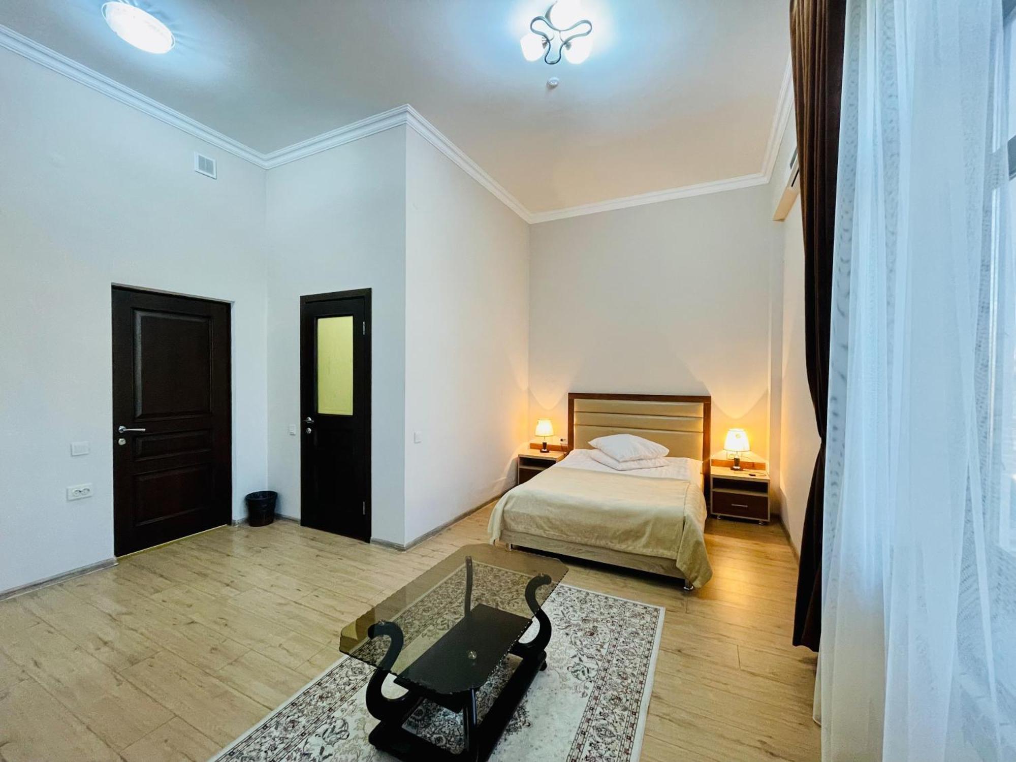 Hotel Dostyk Kyzyłorda Zewnętrze zdjęcie