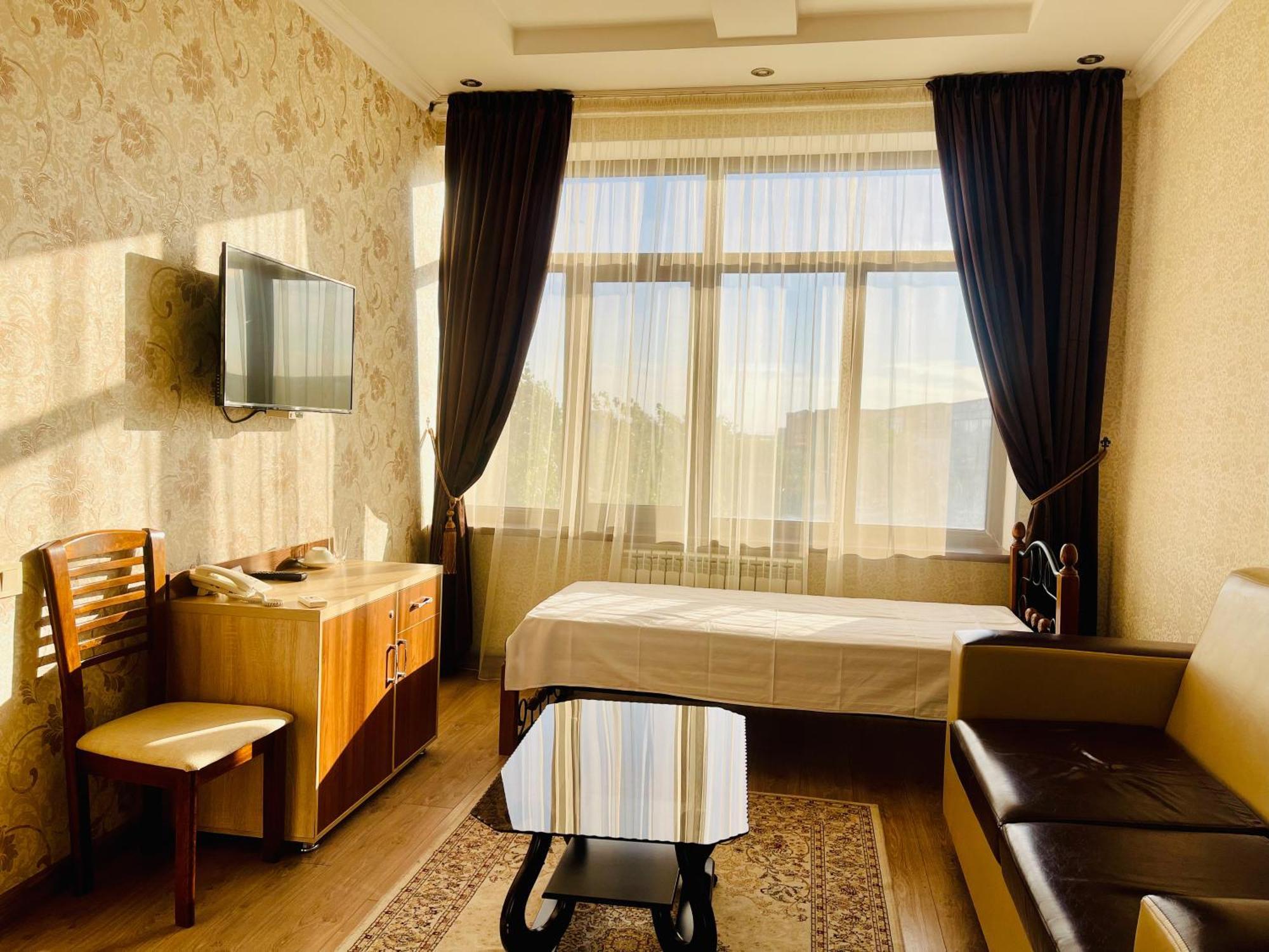 Hotel Dostyk Kyzyłorda Zewnętrze zdjęcie